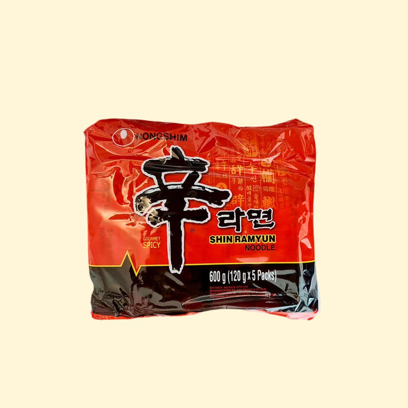 Nongshim Shin Ramyun offers an indulgent instant noodles experience with its authentic Korean spices and rich beef broth. Enjoy a hearty meal any time of the day with 600g of flavorful and convenient noodles.