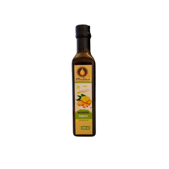 Spice up your meals with Mevlana's Spice Oil Ginger! This delightful oil packs a strong, spicy punch that's sure to awaken your taste buds. Drizzle some onto your favorite dishes to take them to the next level - your culinary (mis)adventures are just heating up!